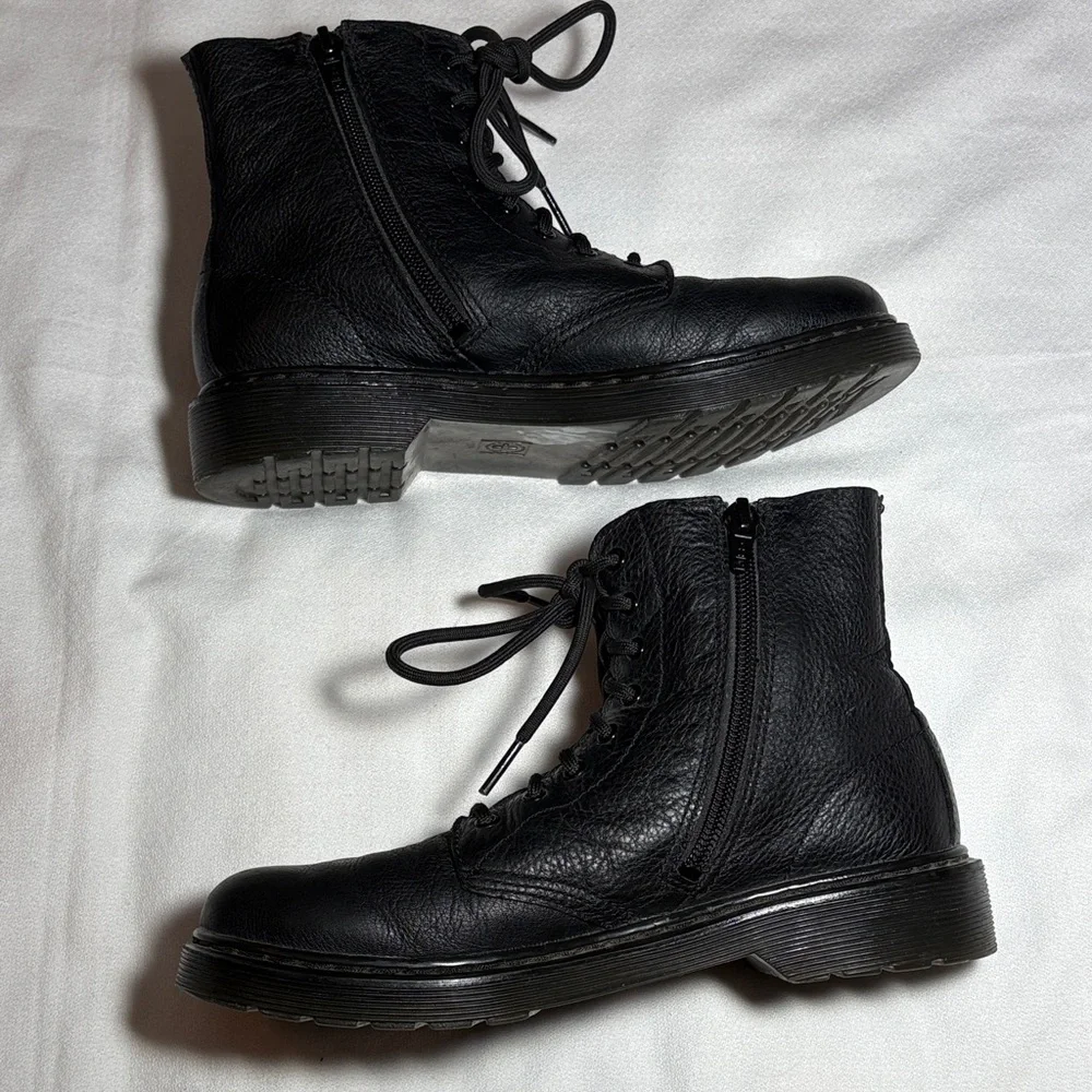 Dr. Martens Black Boots - Youth / Kids Size 5